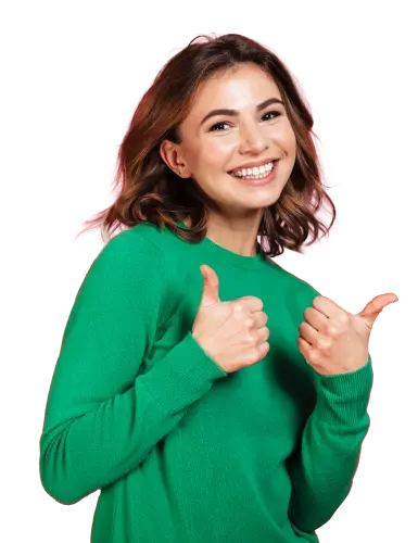 smilingyoungprettywomanstandingisolated